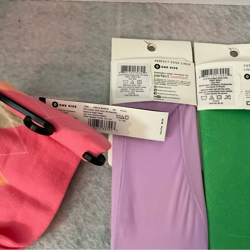 HUE Set of 2 Socks & 2 Shoe Liners One Size